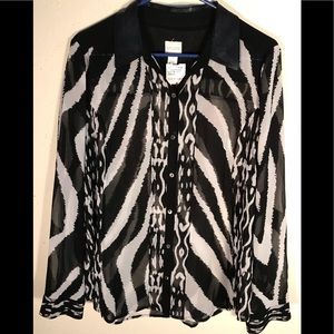 Chico’s Semi-Sheer Button Front New Shirt 1/8